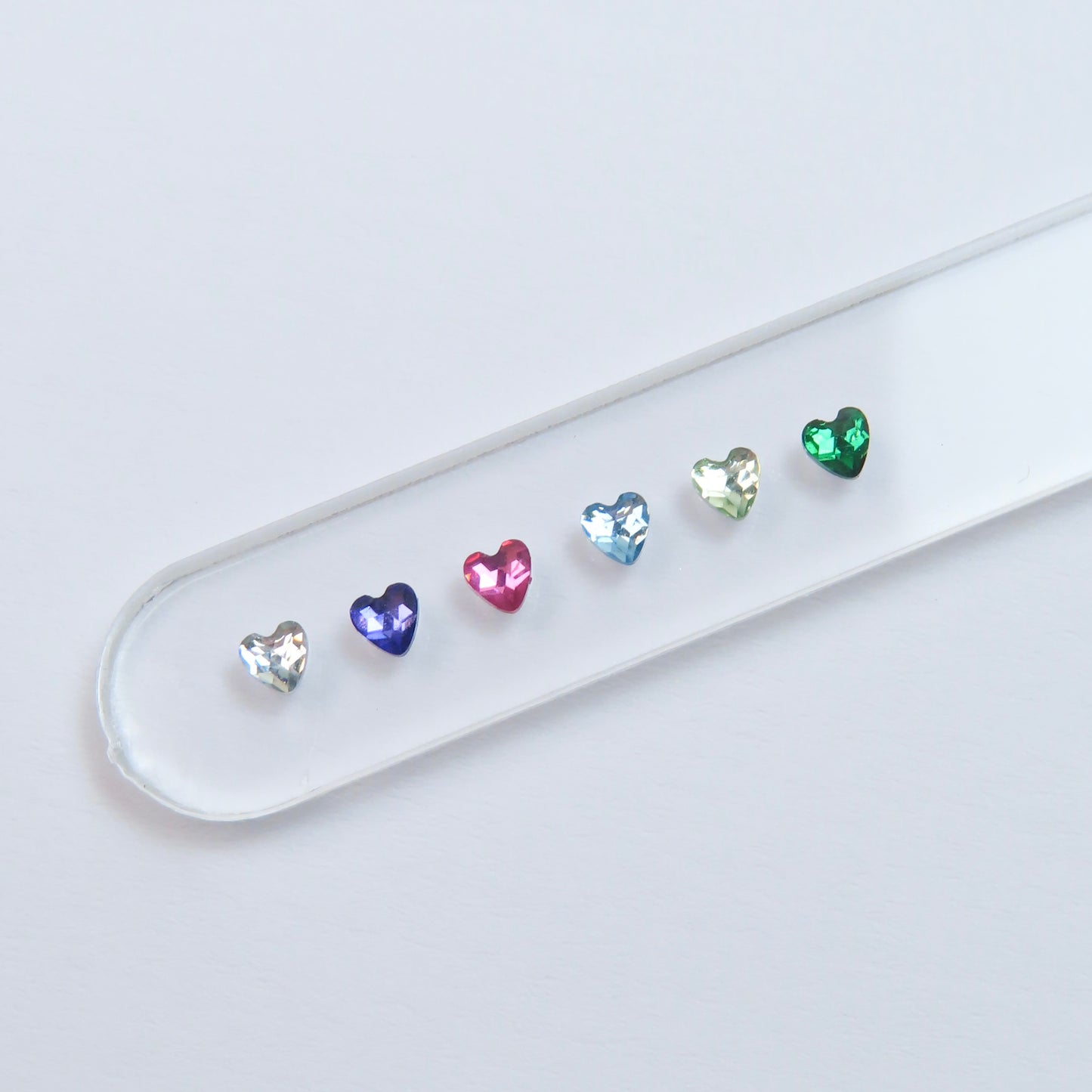 Micro gema de resina acrílica Corazón - 5 unidades