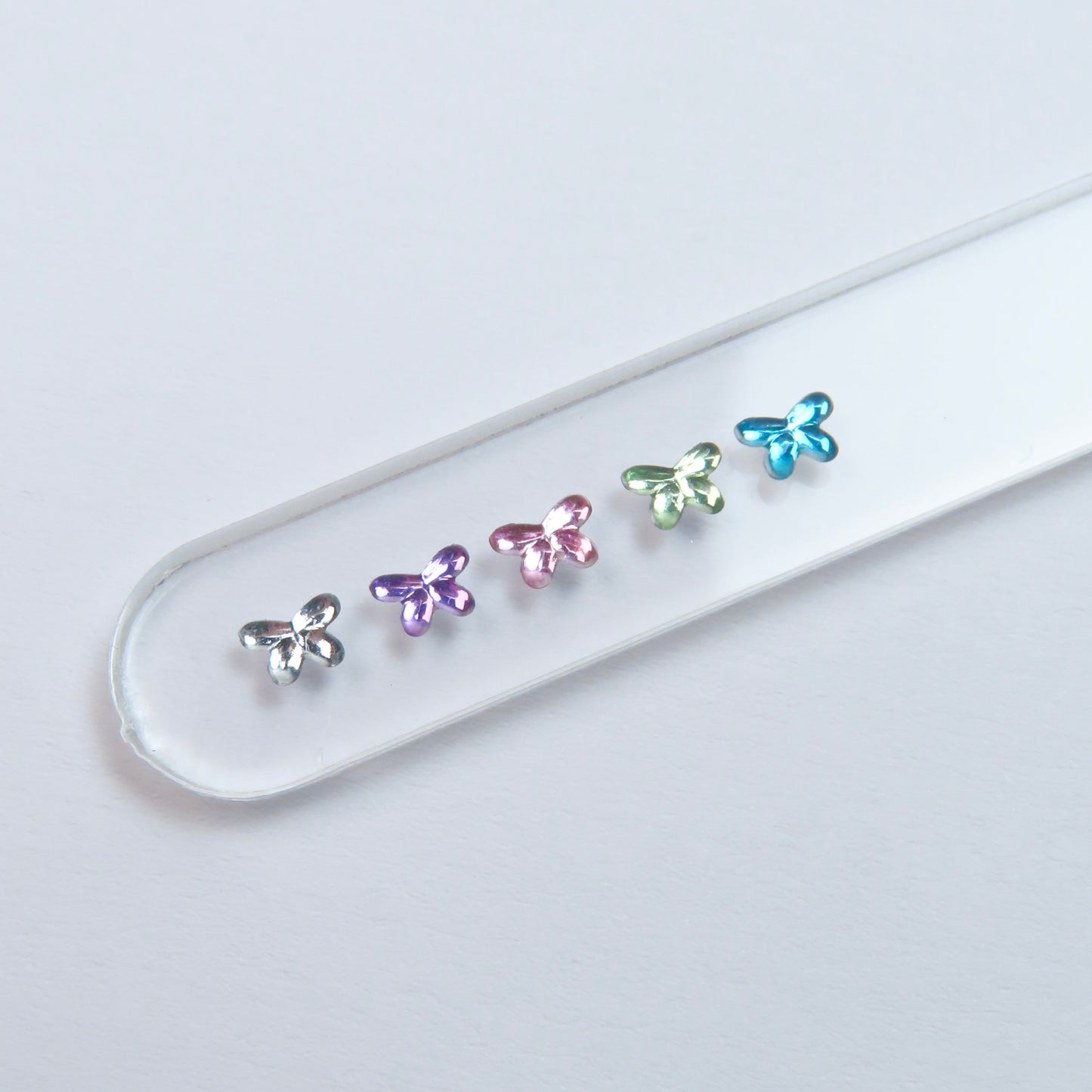 Micro gema de resina acrílica Mariposa - 5 unidades