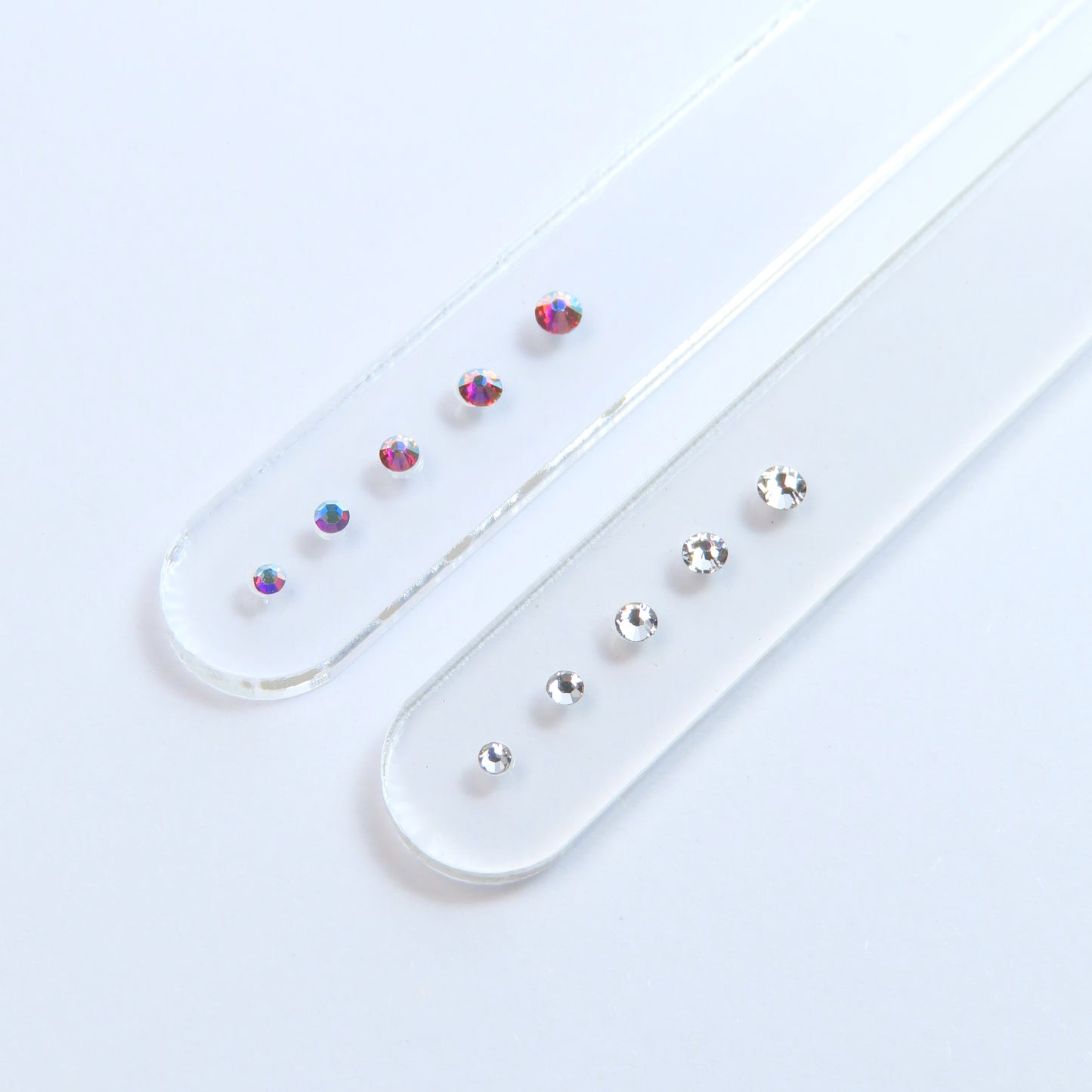 Sortiment an SWAROVSKI® Zahnsteinen in allen Größen - Crystal/Crystal AB - SS3 bis SS7