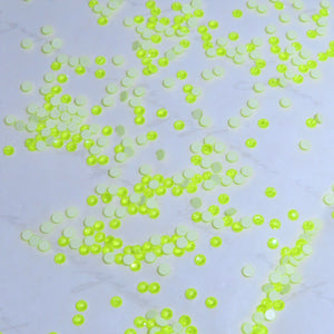 SWAROVSKI® 2058 round crystals - Electron Yellow Ignite