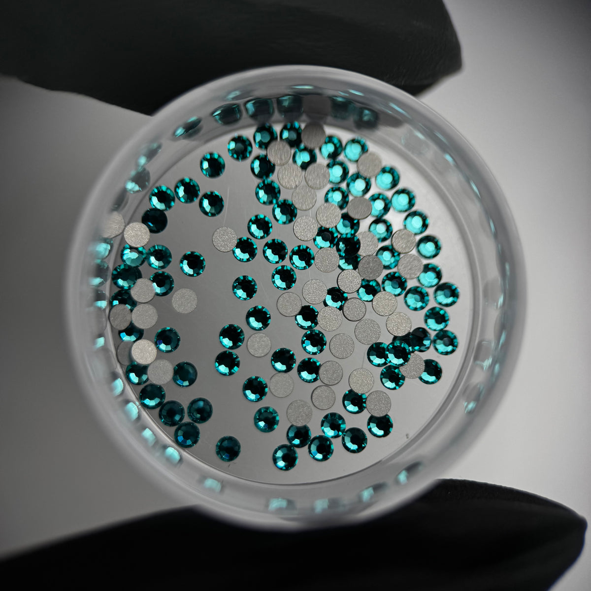 PRECIOSA® Round Dental Gems - Blue Zircon