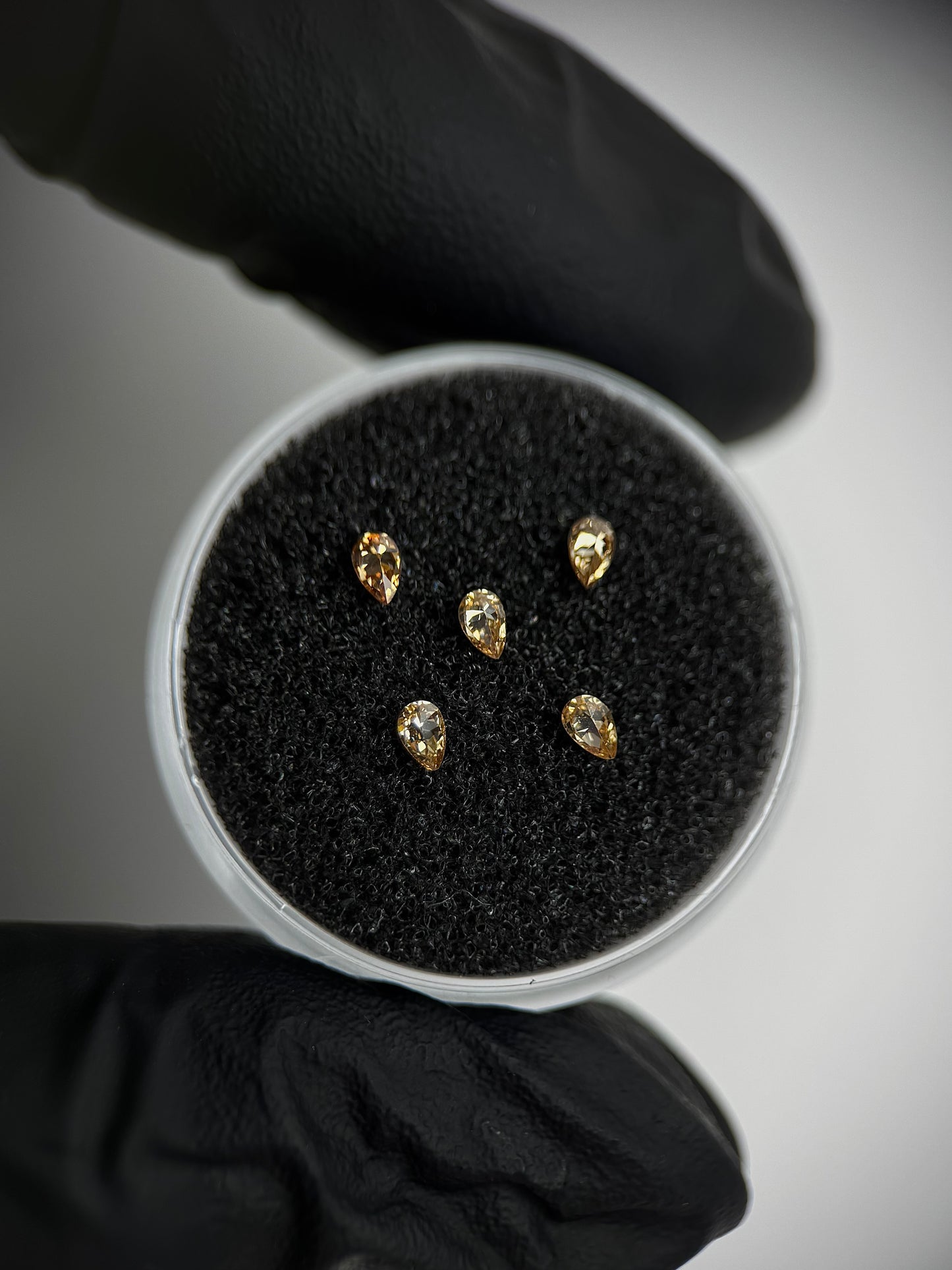 Mini lágrima de Circonita cúbica - Crystal Golden Shadow - 5 unidades