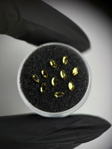 SWAROVSKI® Navette Tooth Gem Pack - Dark Jonquil