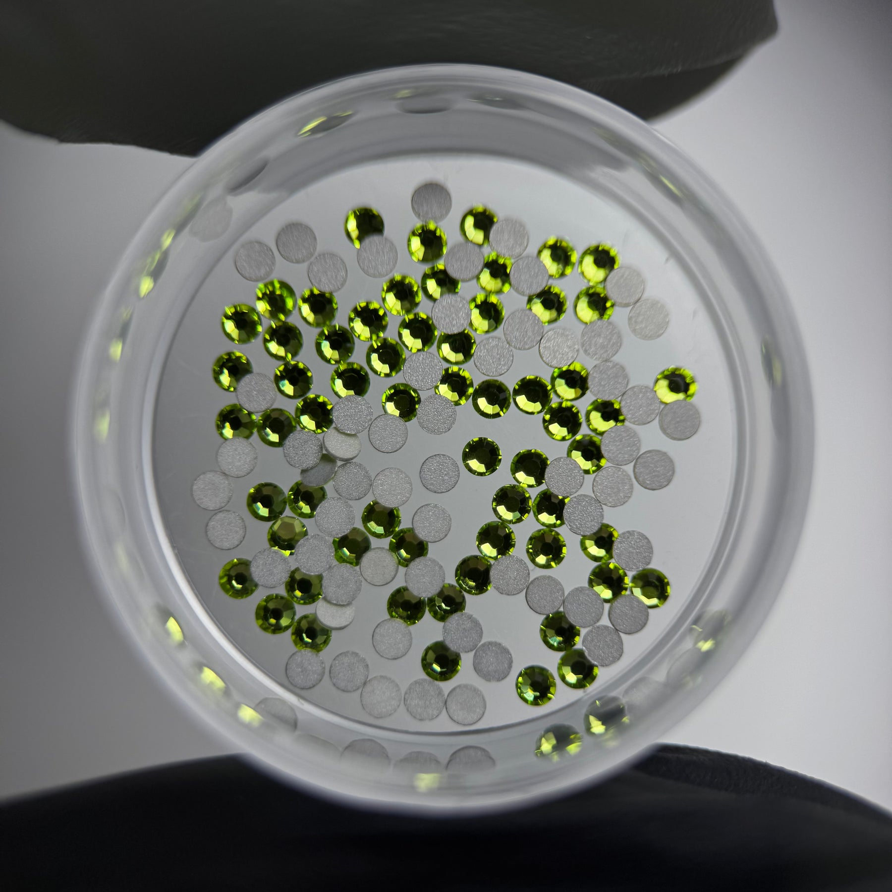 PRECIOSA® Runde Zahnsteine ​​– Limecicle