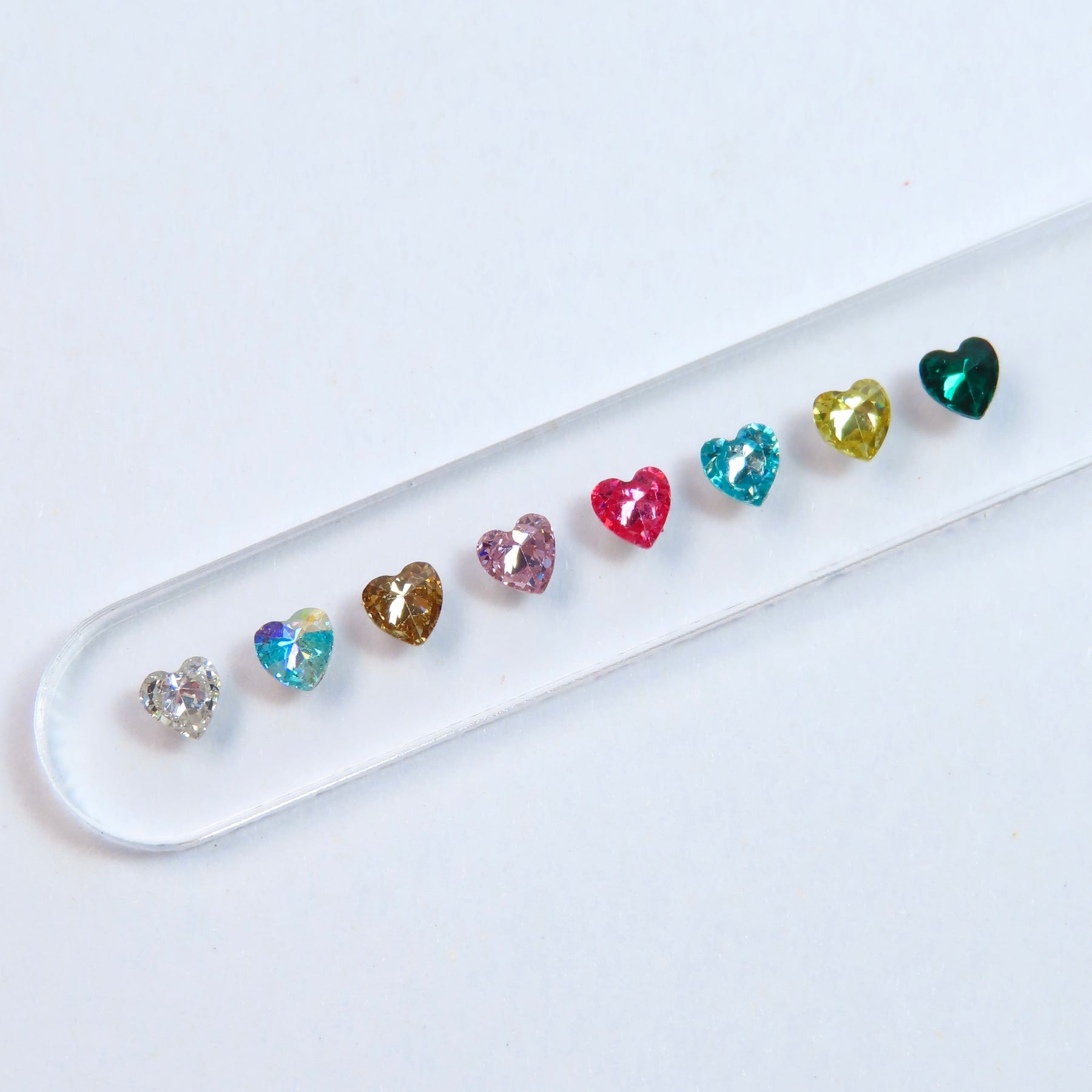 Mini Corazón de Circonita cúbica - 5 unidades
