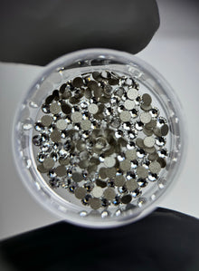 SWAROVSKI® 2058 Runde Zahnsteine ​​- Kristall
