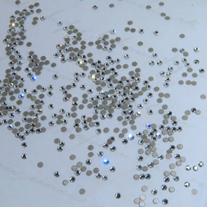 SWAROVSKI® 2000 Runde Zahnsteine ​​- Kristall - SS3/SS4