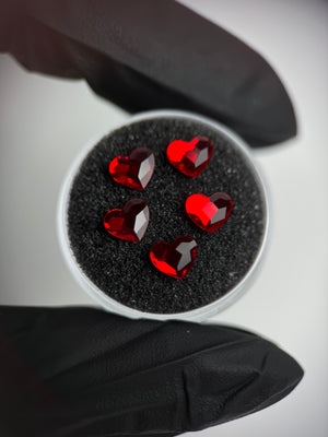 Pack of 5 SWAROVSKI® hearts - Light Siam 6mm