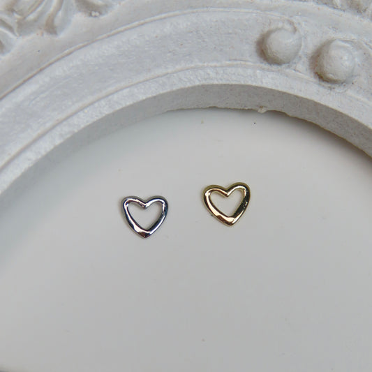 Minis Collection - Pieza de oro 18k Hollow Heart