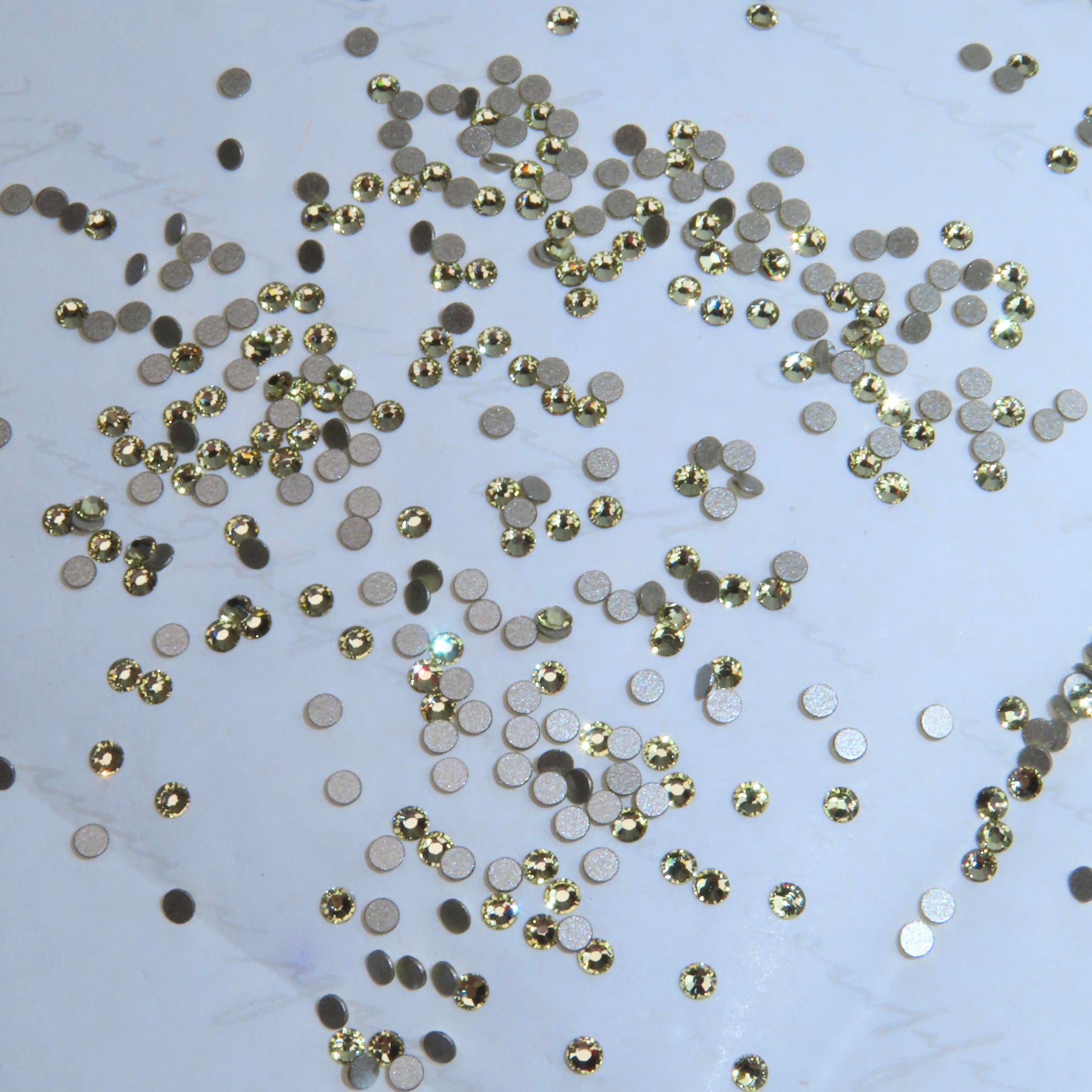 SWAROVSKI® 2058 runde Kristalle - Jonquil
