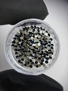 SWAROVSKI® 2058 round crystals - Graphite