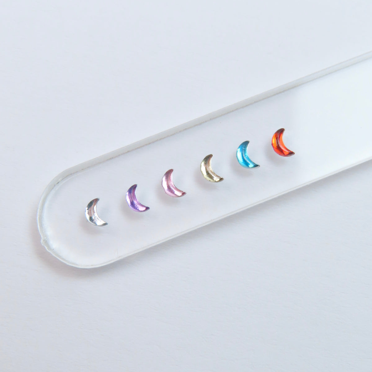Moon acrylic resin micro gem - 5 units