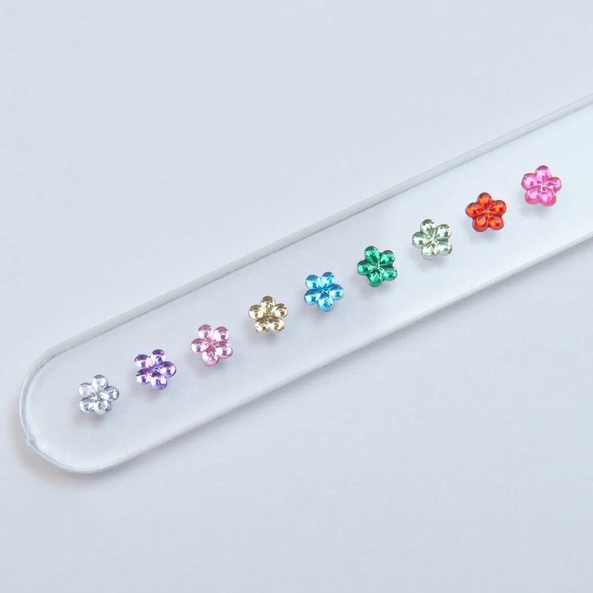 Flower acrylic resin micro gems - 5 units
