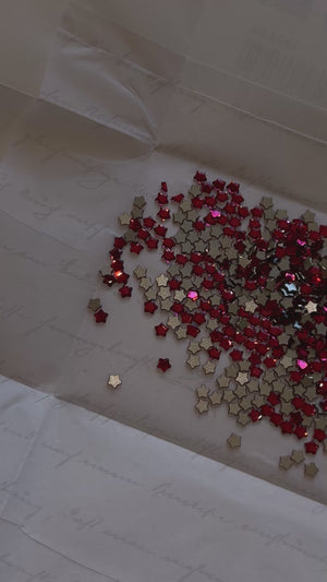 Pack 10 SWAROVSKI® Star Flower Tooth Gems - Scarlet