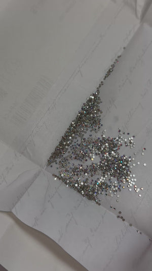 SWAROVSKI® 2000 Runde Zahnsteine ​​- Crystal AB - SS3/SS4